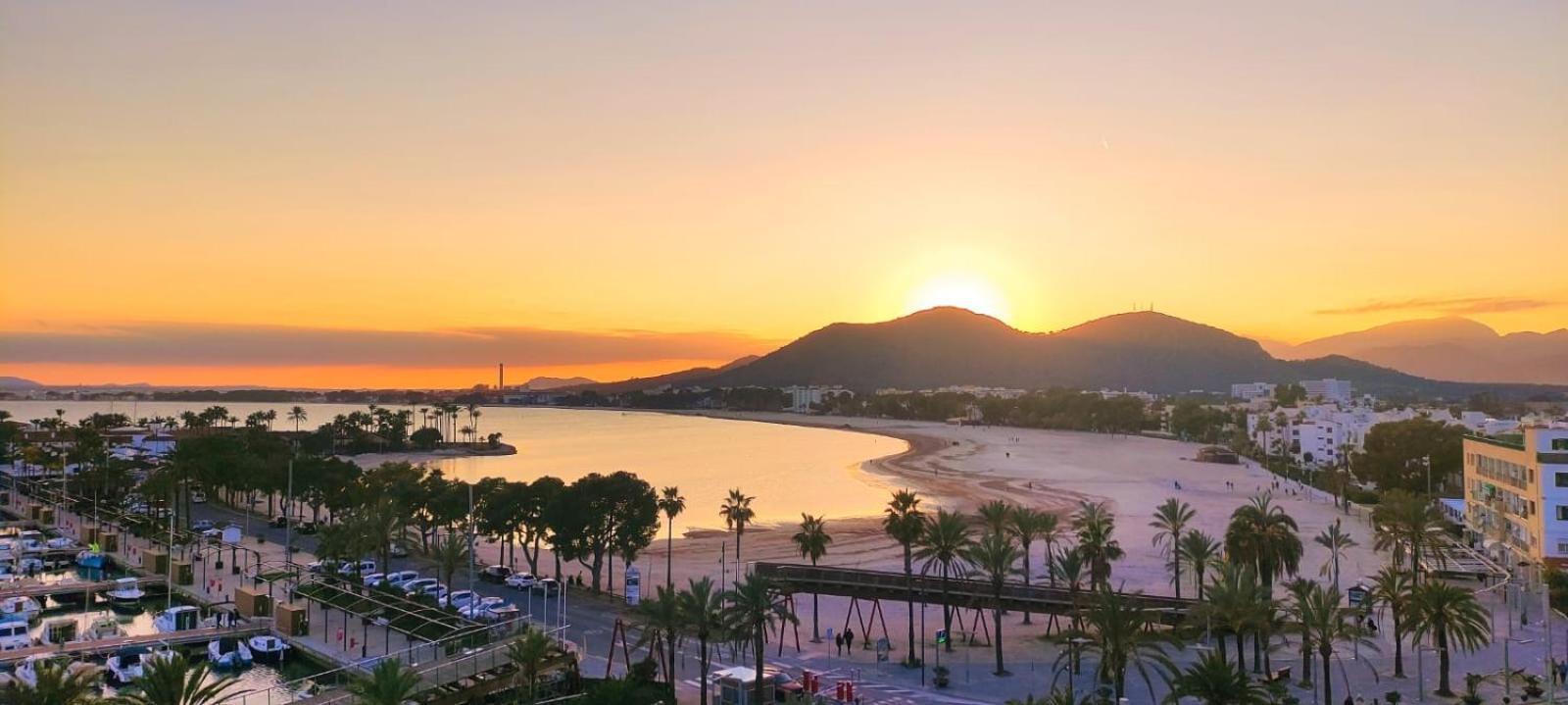 Tranquilo Apartamento Con Vistas Al Mar. Port de Alcudia  Εξωτερικό φωτογραφία
